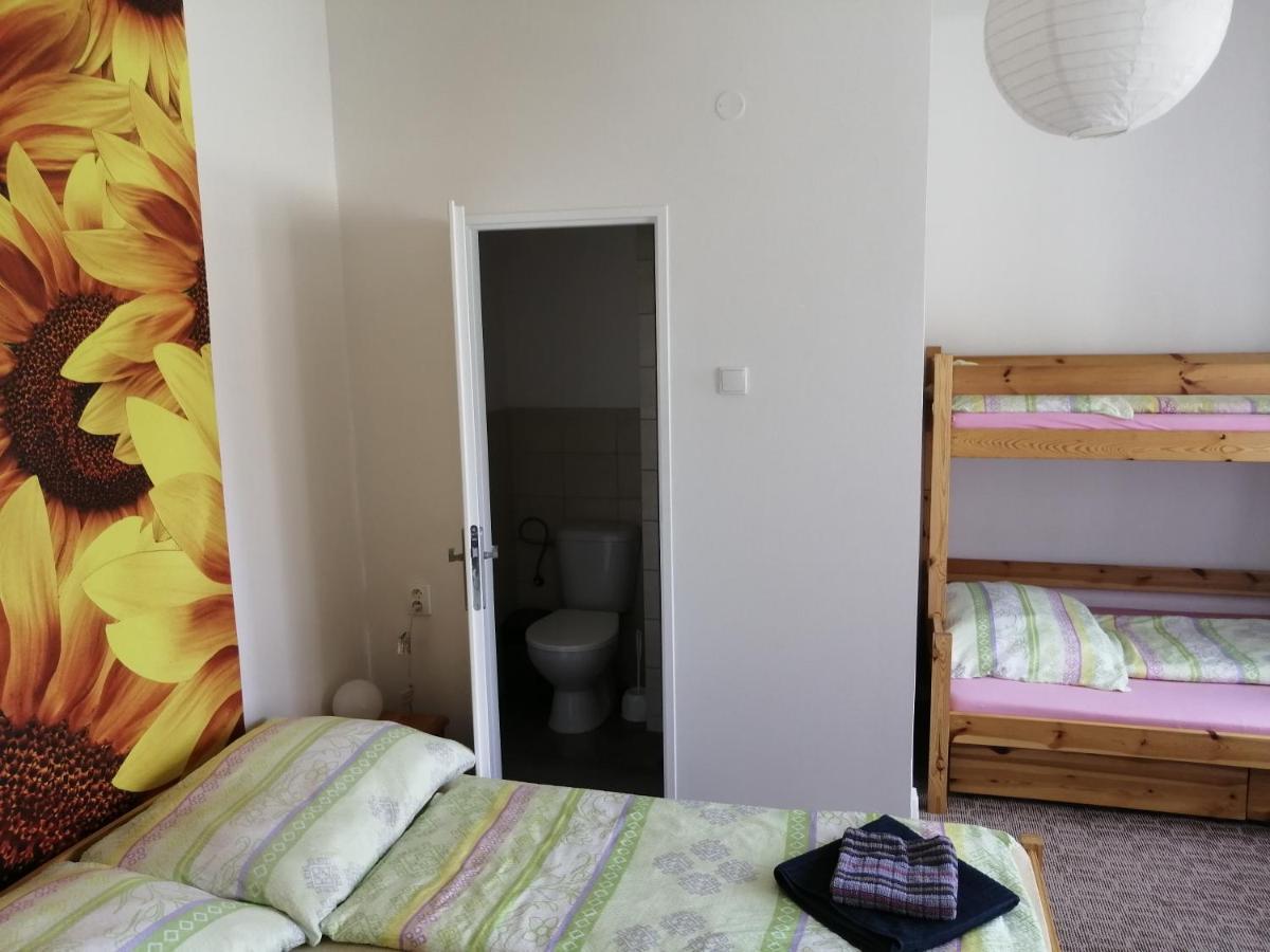 U Ladi Apartment Bulhary Exterior photo