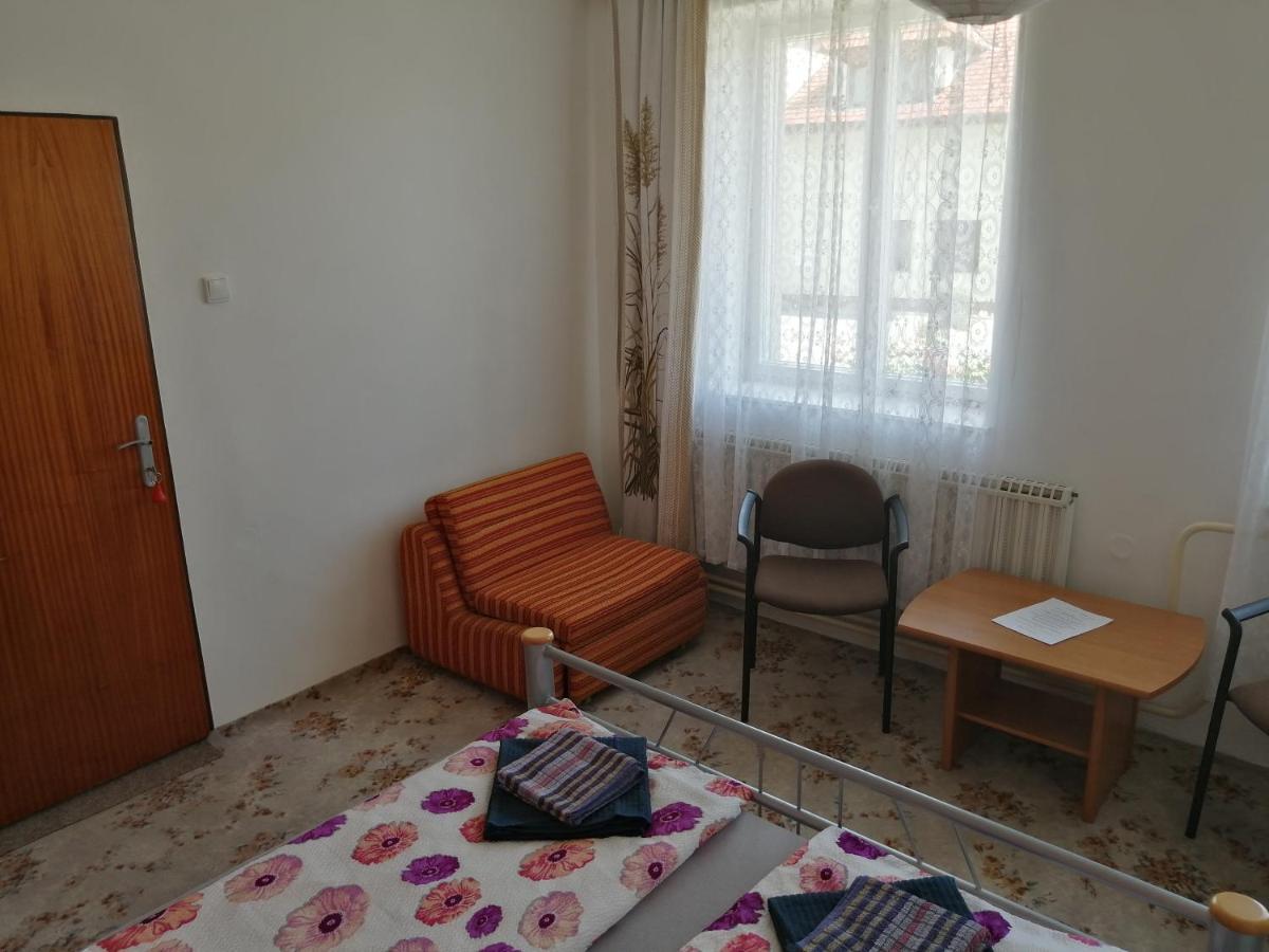 U Ladi Apartment Bulhary Exterior photo