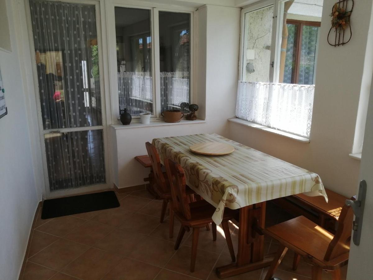 U Ladi Apartment Bulhary Exterior photo