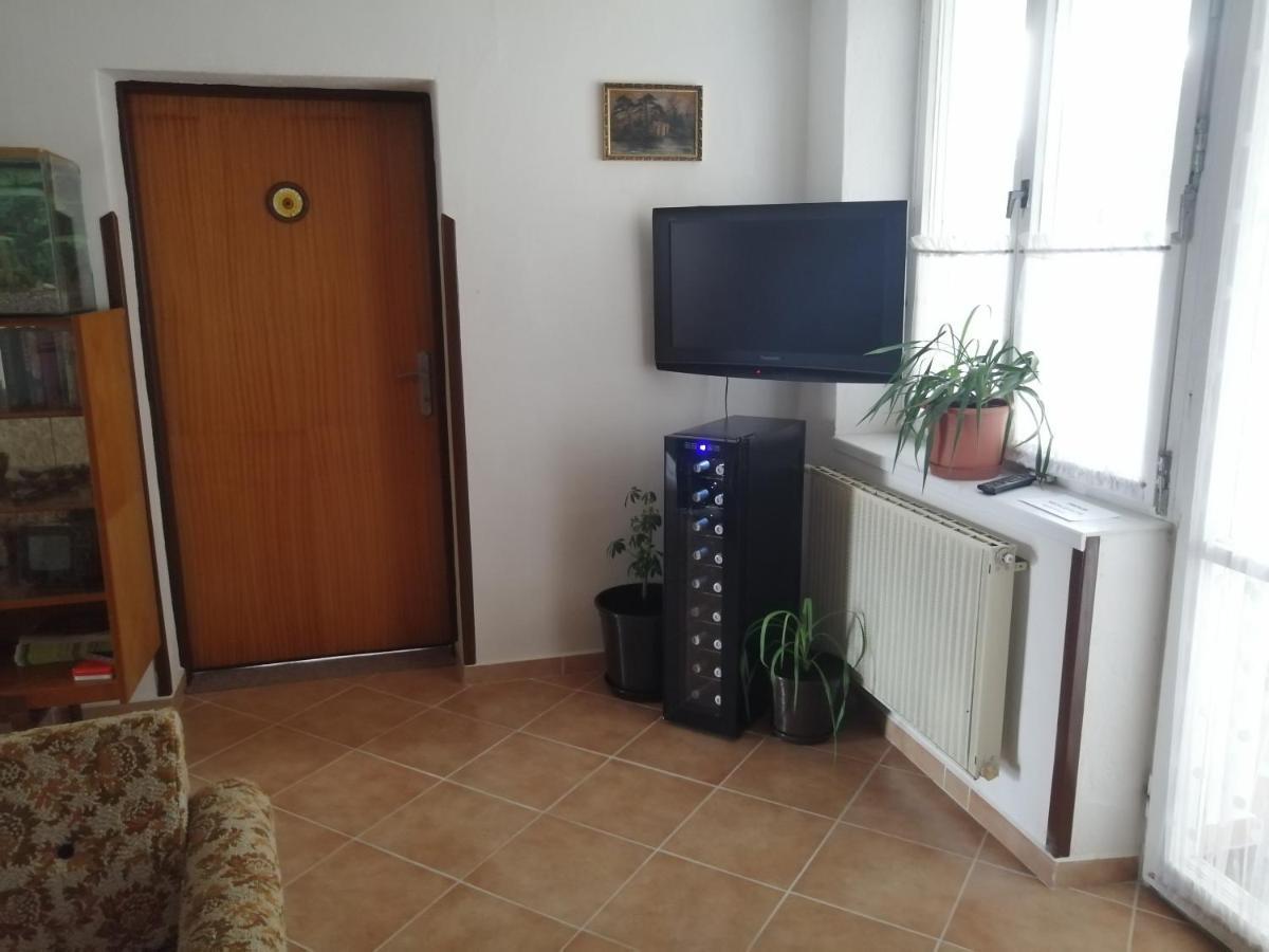 U Ladi Apartment Bulhary Exterior photo