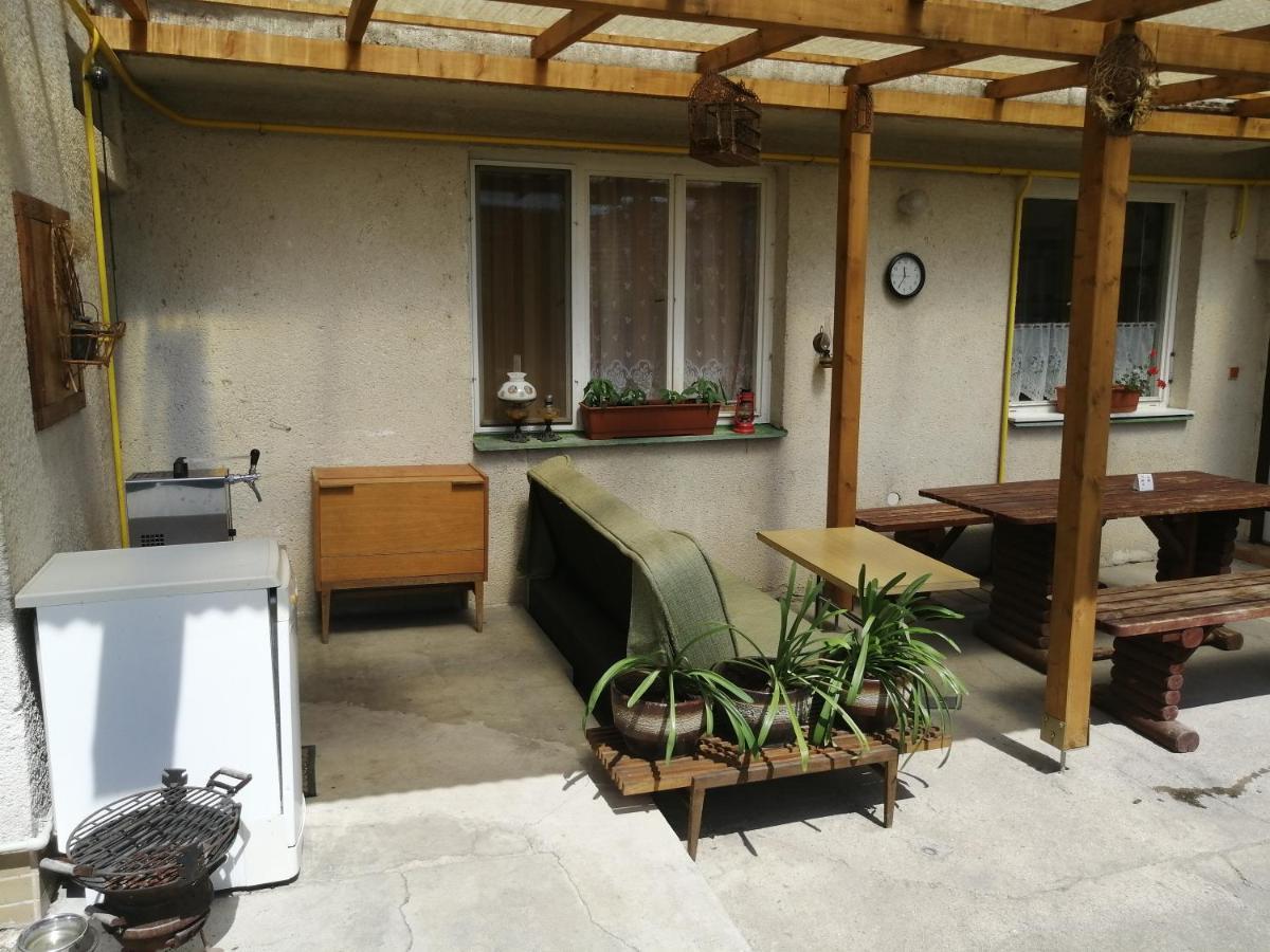 U Ladi Apartment Bulhary Exterior photo